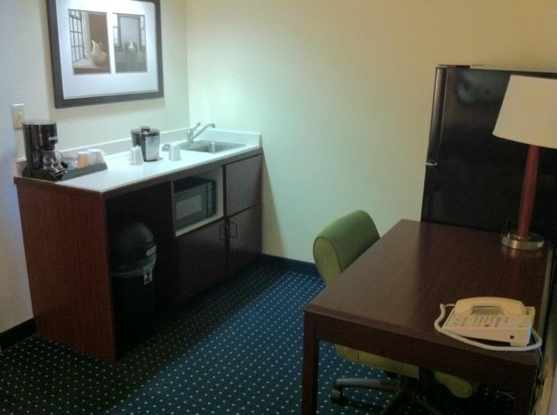 Studios And Suites 4 Less - Gum Road Chesapeake Bilik gambar